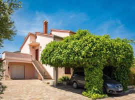 Apartment Giuliano-1 by Interhome, hotel a Frata