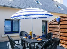 Holiday Home Ty Channed - PLC226 by Interhome, hotel in Plounévez-Lochrist