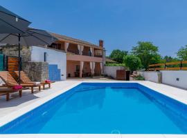 Holiday Home Villa Mate i Kate by Interhome, hotel a Žminj