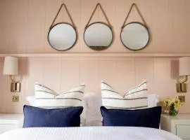Salthouse apartment