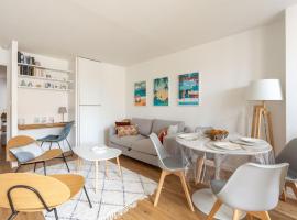 Apartment Les Hélianthes-2 by Interhome, rental pantai di Lacanau-Ocean