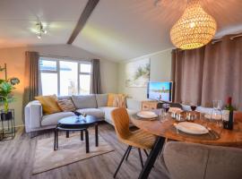 Holiday Home Wiringherlant-28 by Interhome, hotel pet friendly a Hippolytushoef