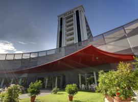 Panoramic Hotel Plaza, hotel di Abano Terme