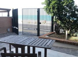 Beach Appartament, apartament din Marina di Montemarciano