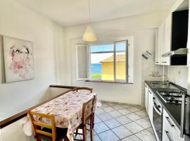 Appartamento La Baia, apartment in Fetovaia