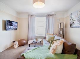 Virexxa Aylesbury Centre - Executive Suite - 2Bed Flat with Free Parking, apartment in Aylesbury