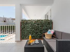 NEW APARTMENT D'OR BARBARA, POOL, WIFI, hotel din Cala D'or