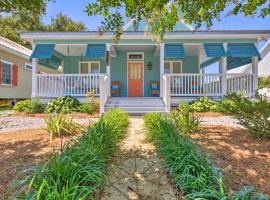 Cottage with Porch - 3 Min Walk to Bay St Louis, Hotel in der Nähe von: Bay St. Louis Historic District, Bay Saint Louis