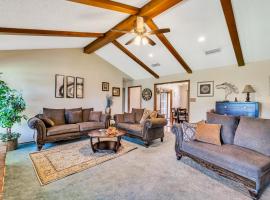 Homestead House - In Shadow Hills Golf Course Division Home, vacation rental in Lubbock