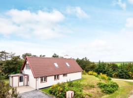 7 person holiday home in Ulfborg, hótel í Fjand Gårde