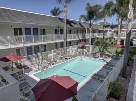 Motel 6-Westminster, CA - North, hotel v destinaci Westminster