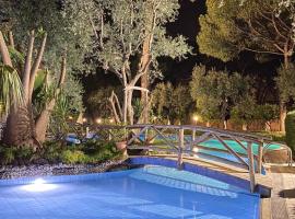 SORRENTO HOME e FLAT PARK AND POOL, Hotel in Sorrent