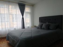 Habitación Privada Cerca al Aeropuerto y Terminal, hotel v destinaci Bogotá