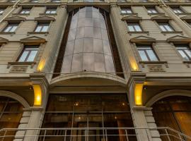 Golden City Hotel Baku, отель в Баку, рядом находится Центр Гейдара Алиева