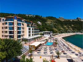Royal Grand Hotel and Spa - All Inclusive and Free beach accsess、カヴァルナのホテル
