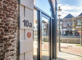 Viesnīca Snoozz Hotels Bolsward Boutique hotel zonder receptie met digitale sleutel pilsētā Bolsvarda