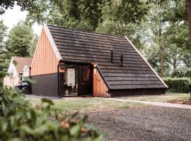 Het Houten Huisje 84 Luxe vakantiewoning Zuid Limburg, loma-asunto kohteessa Simpelveld