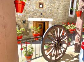 Casa Hijuela, pet-friendly hotel in Concejero