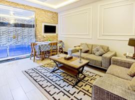 مساكن العاج, hotel com piscina em Abha