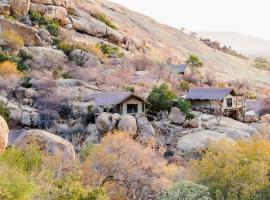 Ondudu Safari Lodge, hotel near Mt Erongo (2215m), Omaruru