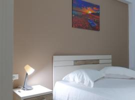 Saranda Inn Rooms & Apartments, hotel din Sarandë