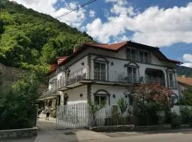 Casa Papava