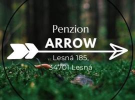 Penzion Arrow, casa rústica em Lesná