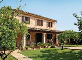 4 Bedroom Amazing Home In Algaida, hotel v destinaci Algaida