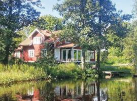 Gorgeous Home In Kopparberg With Wifi, počitniška hiška v mestu Kopparberg