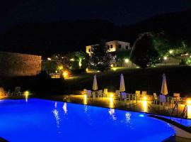 Sotto Il Cielo Hotel, θέρετρο σκι σε Pignola