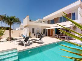 Villa Higinio - A Murcia Holiday Rentals Property, αγροικία σε Santiago de la Ribera