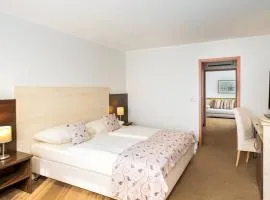 QU Hotel, Trademark Collection by Wyndham