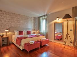 Relais Santo Stefano, Hotel mit Parkplatz in Sandigliano