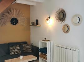Gîte entre Terre et Mer axe Rennes / Saint Malo، فندق في Langouet