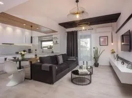 Rhodes Diamond luxury flat in the heart of town