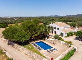 Villa Rafal Fort, holiday home in Alaior