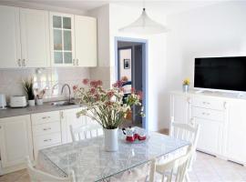 Central apartment, two bedrooms, hotel in Vis