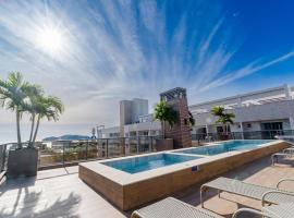 Porto Madero - Apartamento Alto Padrão em Condo com Piscina, Hotel in Bombinhas