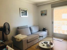 Piso luminoso y tranquilo bien ubicado, apartman Salamancában