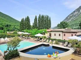 Stunning Apartment In Foligno With Wifi