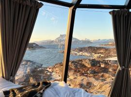 Aurora Hut by InukTravel, luxury tent in Nuuk