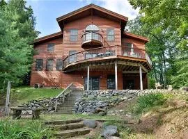 Round House on Round Lake