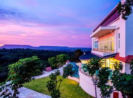 ChanNgarm Mountain View Resort จันทน์งาม เมาท์เท่นวิว รีสอร์ท, hotel with hot tubs in Si Khio