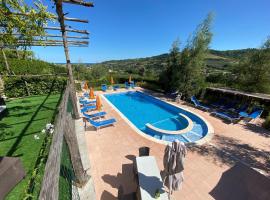Inviting tent lodge in Massignano with shared pool, luxury tent in Massignano