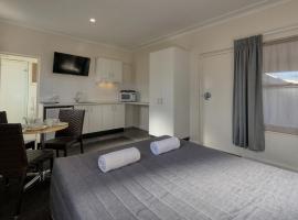 Cowra Motor Inn, motel en Cowra