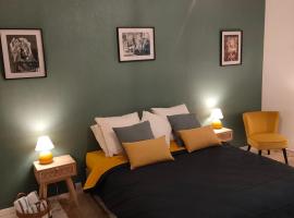 La petite Arlésienne - Charmante maison de ville, Hotel in Arles