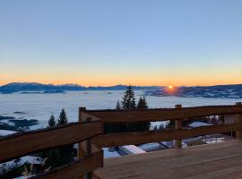 Bergspektive - Haus Alpenspa, hotel con parking en Rieding