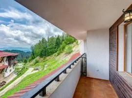 Colorful 2BD Apartment with Indoor Fireplace and Mountain View