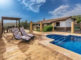 Amazing Home In Montefro With Swimming Pool, atostogų namelis mieste Montefrijas