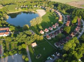 Vakantiepark 't Broeckhuys、Ewijkのホテル